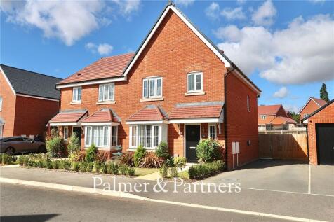 Bronze Barrow Way, Bramford, Suffolk, IP8