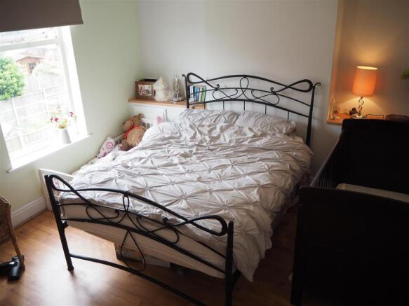 Master Bedroom 974
