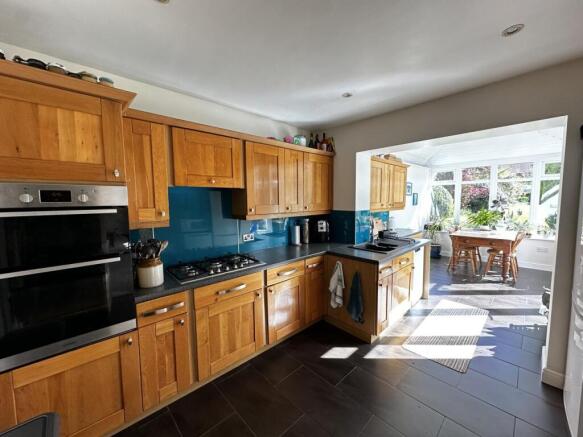 Photo 9