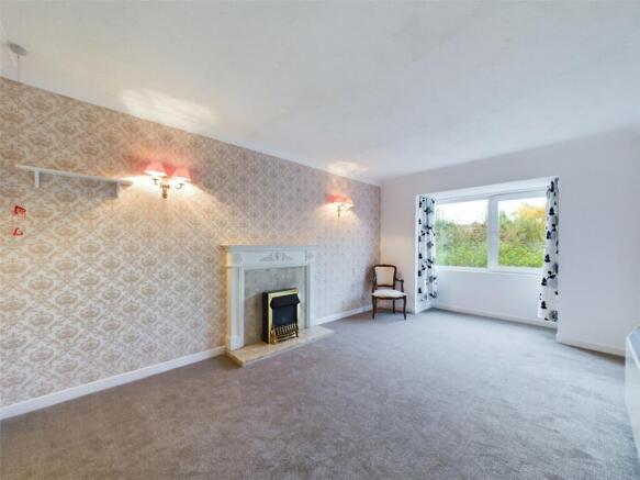 Fentiman Way, Hornchurch, RM11 photo 4