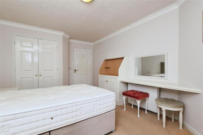 1 bed Apartment for sale Image 8