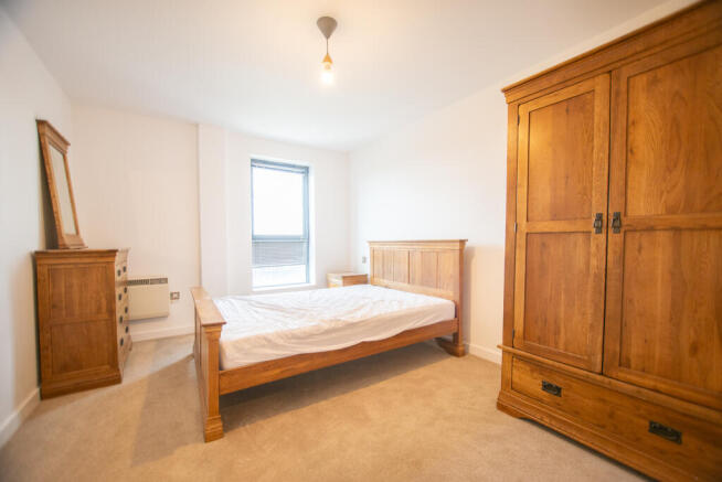 2 bed Flat to rent Image 7