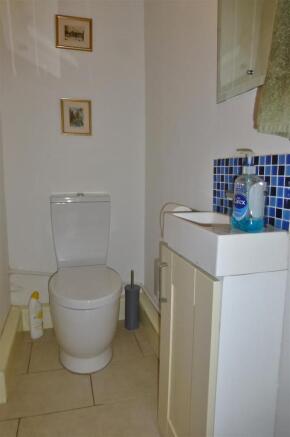 Cloakroom/WC