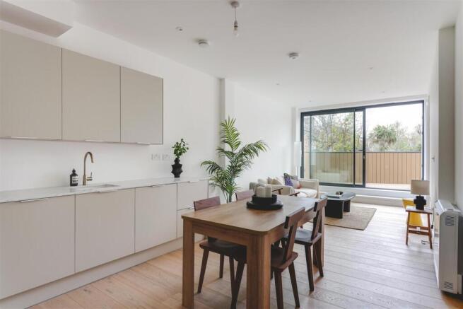 Clissold Close-41.jpg