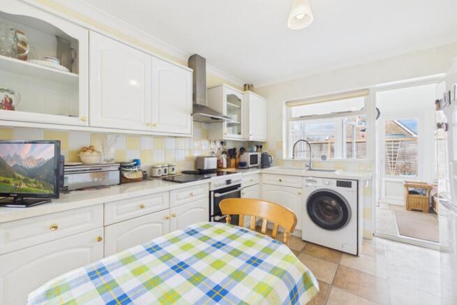2 bed Detached Bungalow for sale Image 10