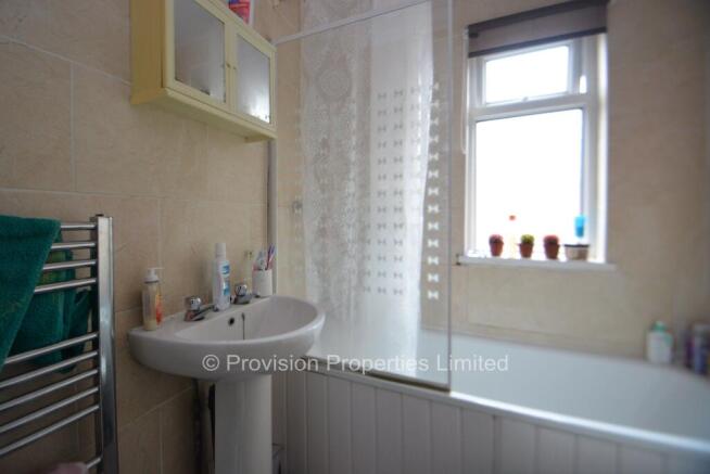 5 bed Terraced to rent Image 7