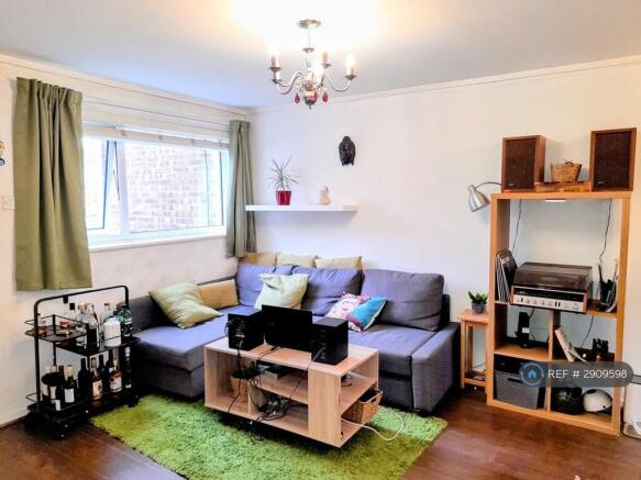 Lounge Photo 1