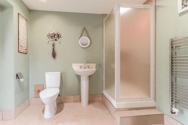 Shower Room/Utility