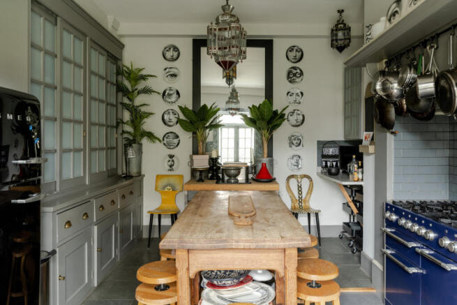 252839 - 20250120-GOTHIC-HSE-25_HI_RES.JPG