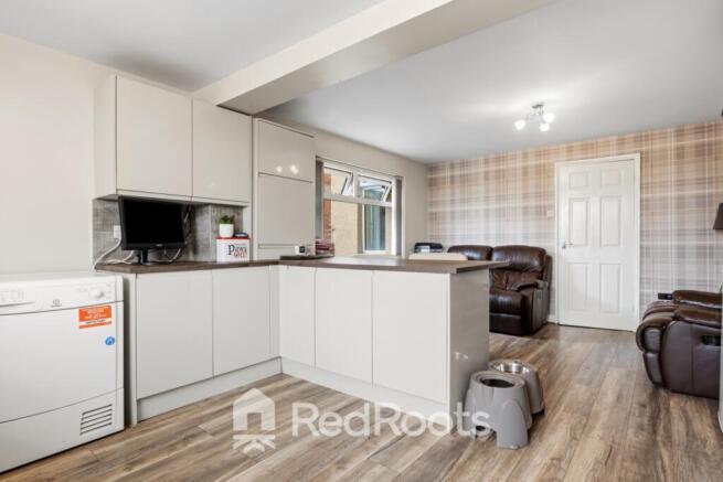 4 bed Terraced for sale Image 10