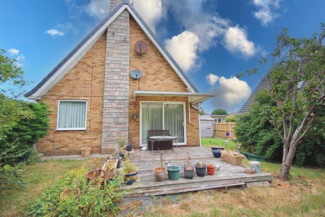 3 bed Bungalow for sale Image 4