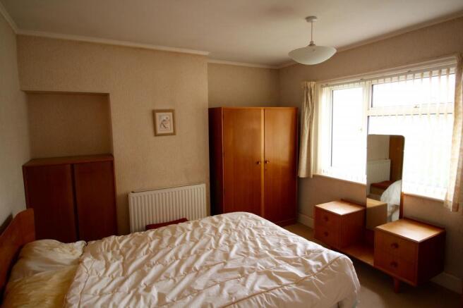 Bedroom 1 (Double)