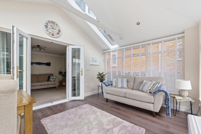 4 bed Detached for sale Image 12