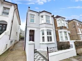 116, Woodhill, London SE18 5JL