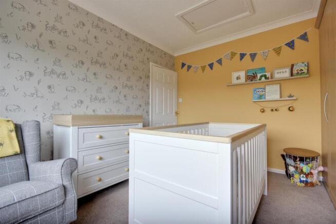 3 bed Semi-Detached for sale Image 7