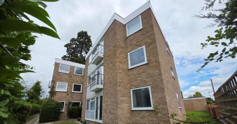 Flat 22 Ashleigh Court, Station Lane, Ingatestone, Essex, CM4 0BN