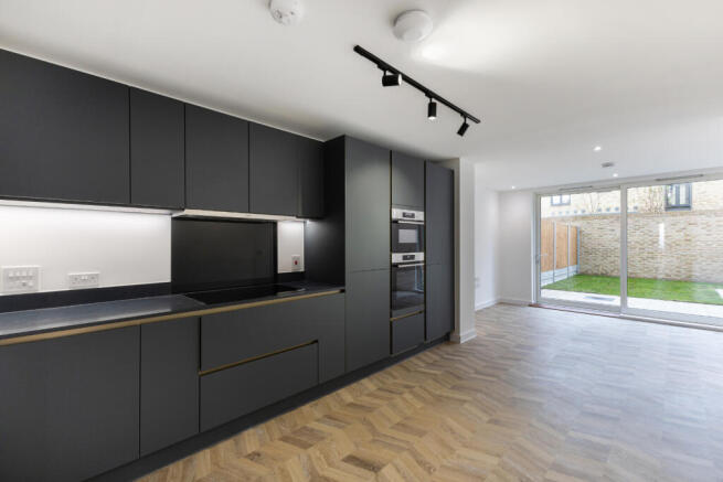 100544_Plot 637 1 Woodhill Trinity Park-8.jpg