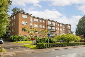 16, Muster Court, Haywards Heath RH16 4AW
