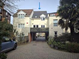 3, 10 The Mews, Norwich Avenue, Bournemouth BH2 5QG