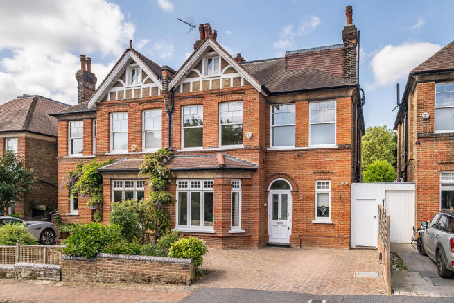 Akehurst Street, London, SW15 photo 4
