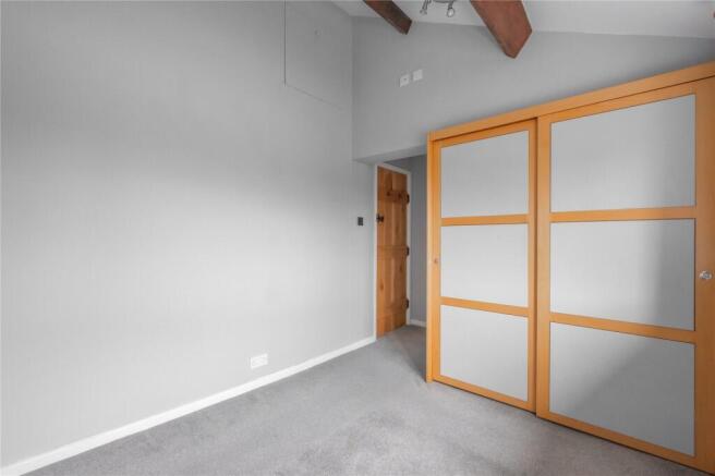 2 bed Terraced for sale Image 10
