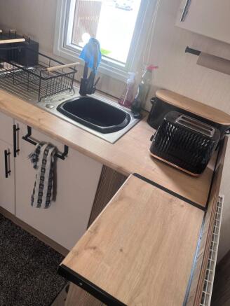 2 bed Caravan for sale Image 5