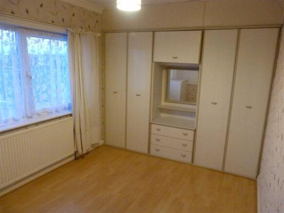 BEDROOM 2