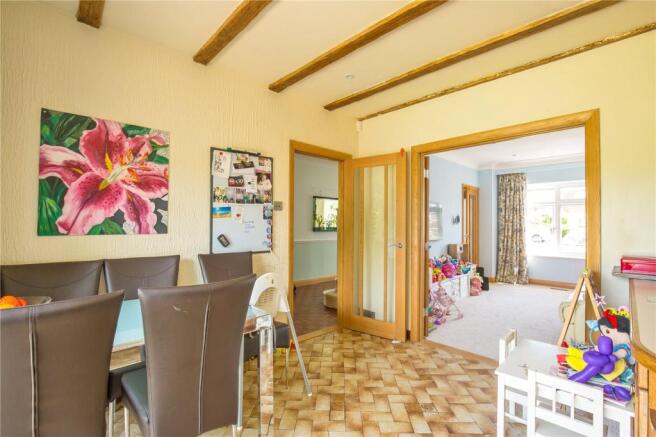 Breakfast Room 6