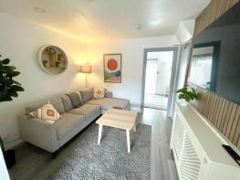 5, Trelawney Close, Worcester WR2 4HG