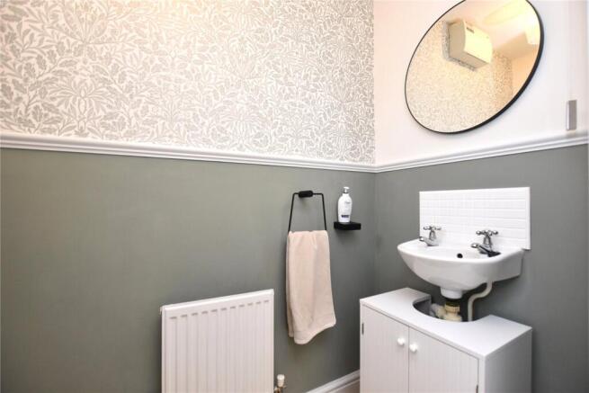 3 bed Semi-Detached for sale Image 11