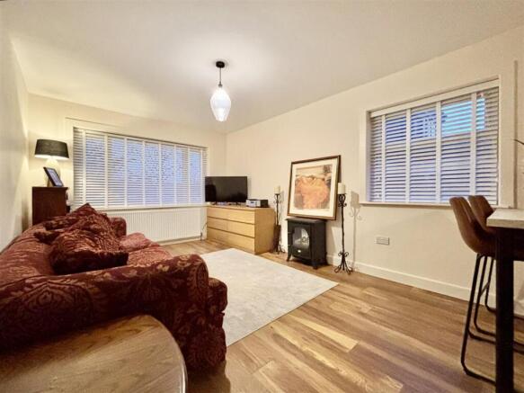 2 bed Detached Bungalow for sale Image 7