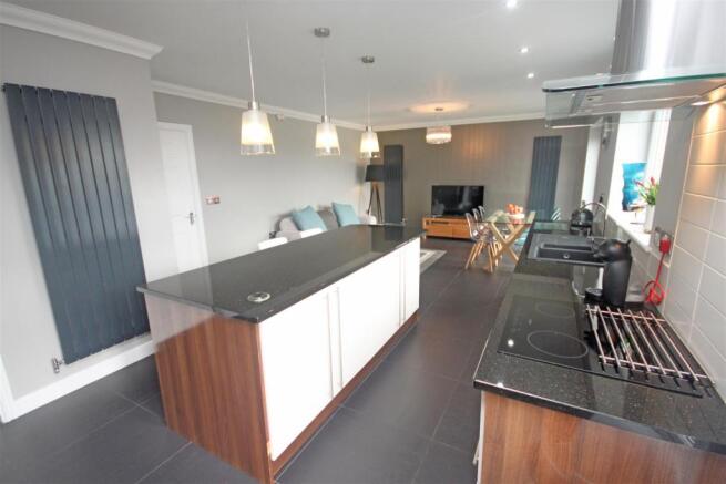 Family Room/Dining K