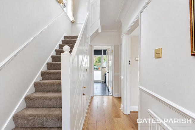 Coniston Avenue, Upminster, RM14 photo 3