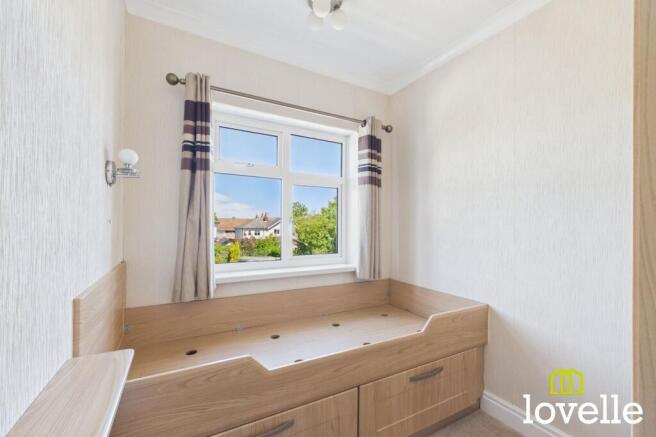 3 bed Semi-Detached for sale Image 12