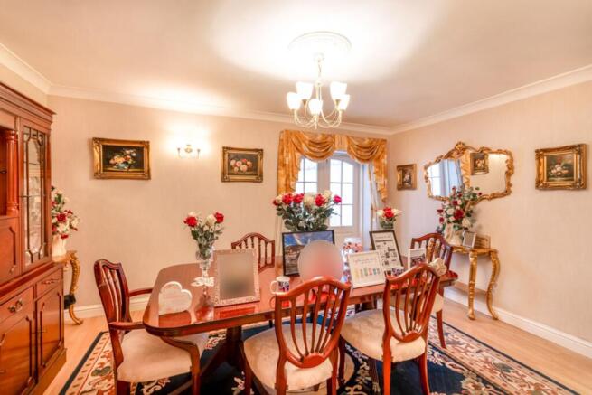 Dining Room: