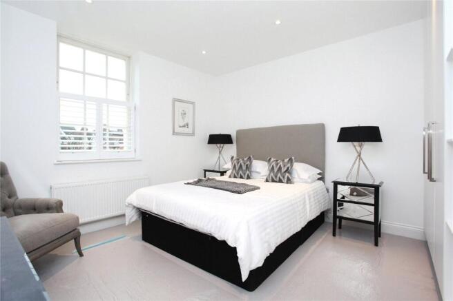 property in Old Town, 
Clapham, SW4