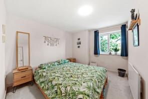 24, Symons Close, London SE15 3SF