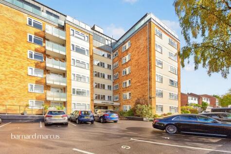 Wickliffe Avenue, London