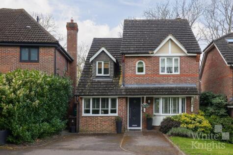 Woodcock Court, Three Mile Cross, Reading, Berkshire, RG7 1BZ