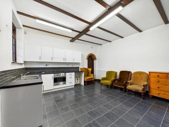 2 bed House for sale Image 4