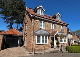 3, St Marys Walk, North Ferriby HU14 3BJ