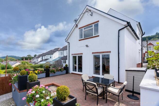 14 Corbett Crescent, Caerphilly-SWPP-WEB-10.jpg