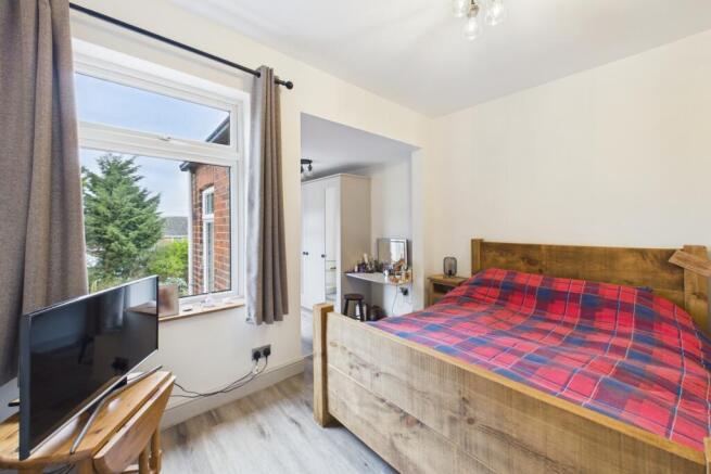 3 bed Terraced for sale Image 8