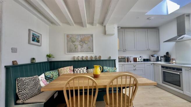 Built-in dining area