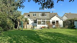 13, Orchard Grove, Braunton EX33 1NF