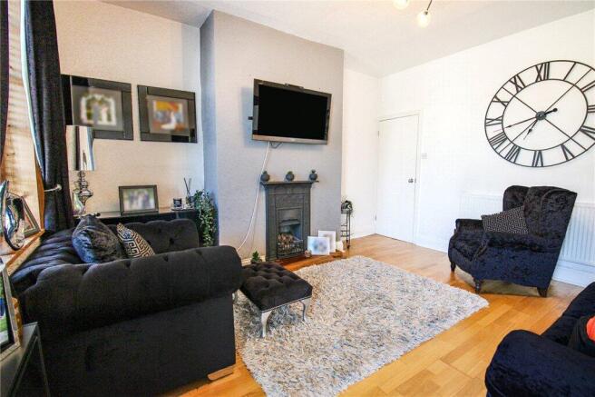 3 bed Terraced for sale Image 5
