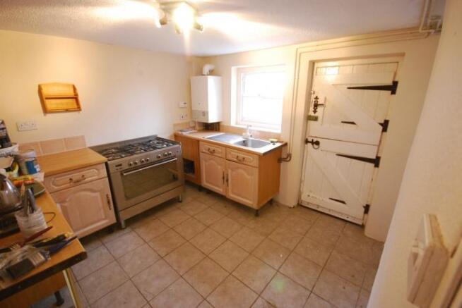 116_Vale Cottage Int 005.JPG
