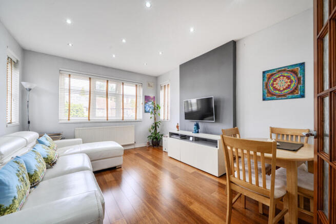 1442546-17-69d8f9...