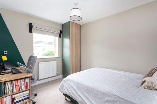 3 bed Town House for sale Image 11