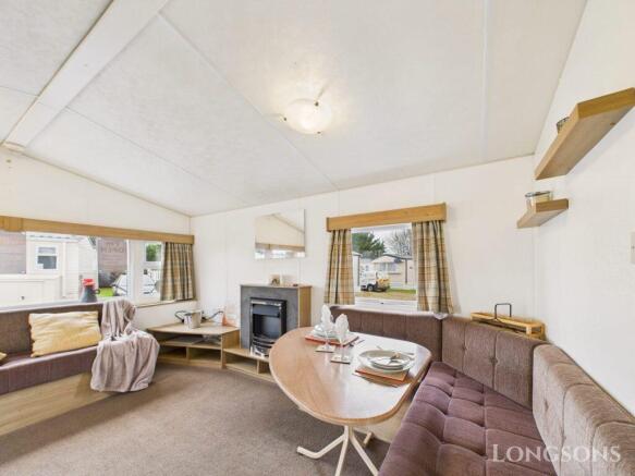 Cam02173g0 Pr0327 Still017